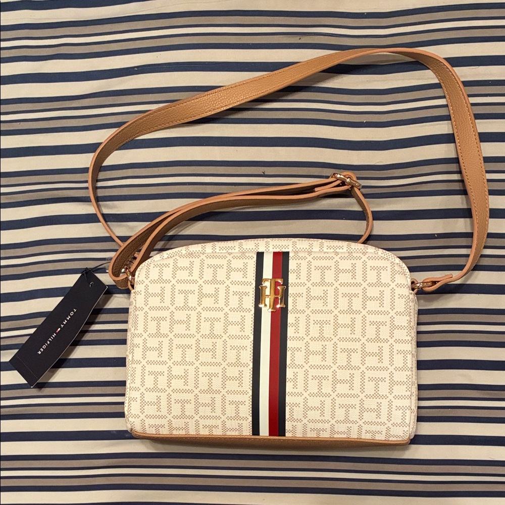 Tommy Hilfiger cross body bag (NWT)